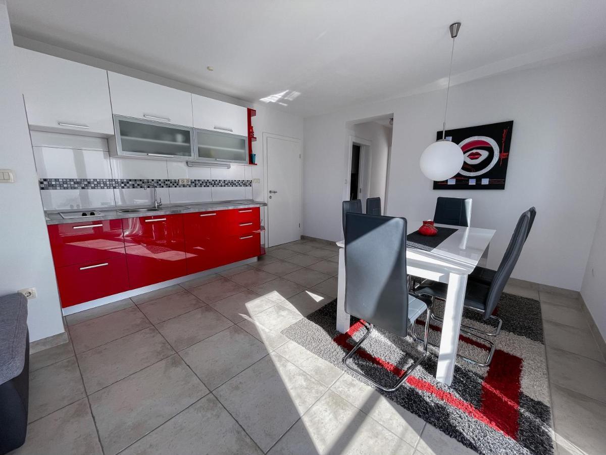Ferienhaus Ivanka Apartment Trogir Exterior photo