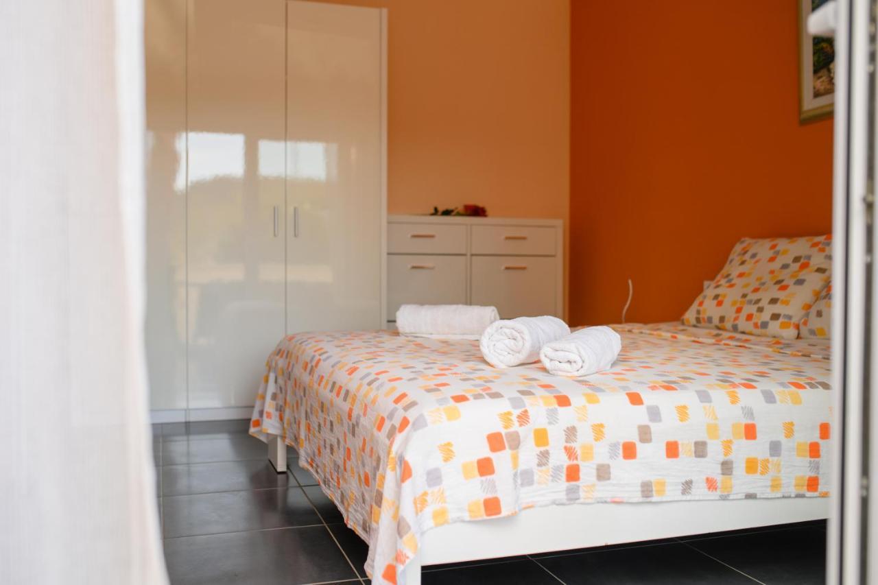 Ferienhaus Ivanka Apartment Trogir Exterior photo